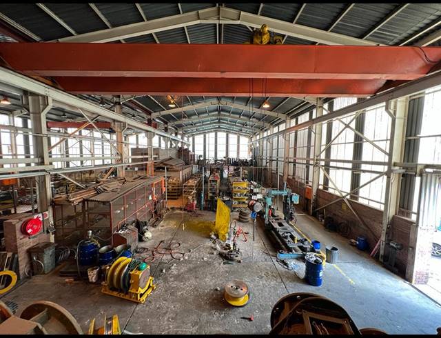 2,152M² WAREHOUSE FOR SALE IN DRIEHOEK